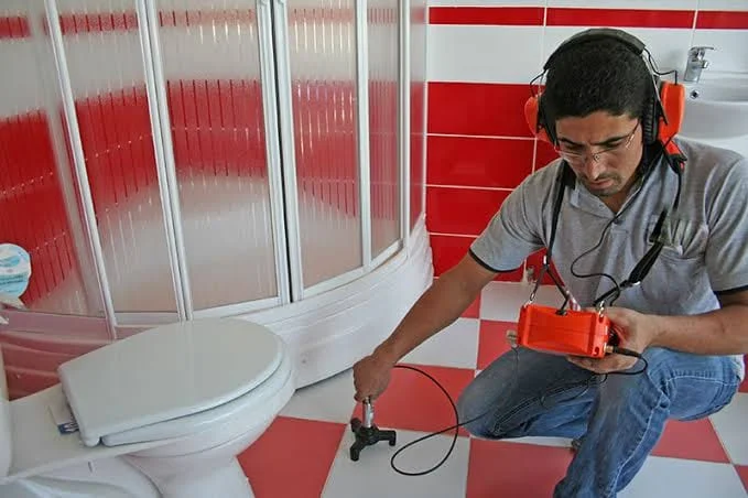 كشف-تسربات-المياه-مجانا12 سباك بتبوك 0556570041